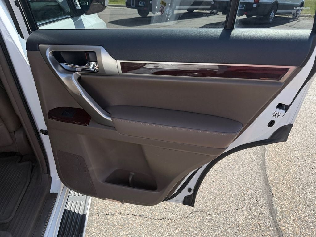 2016 Lexus GX 460 Premium w/Tow Pkg