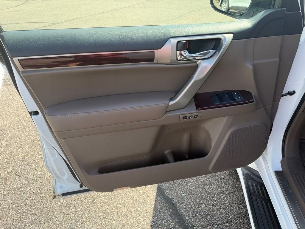 2016 Lexus GX 460 Premium w/Tow Pkg
