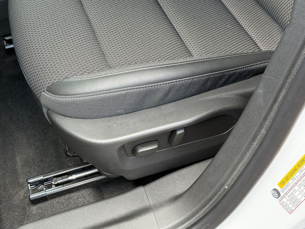 2023 Buick Envision Preferred w/Enhanced Driver Confidence Pkg