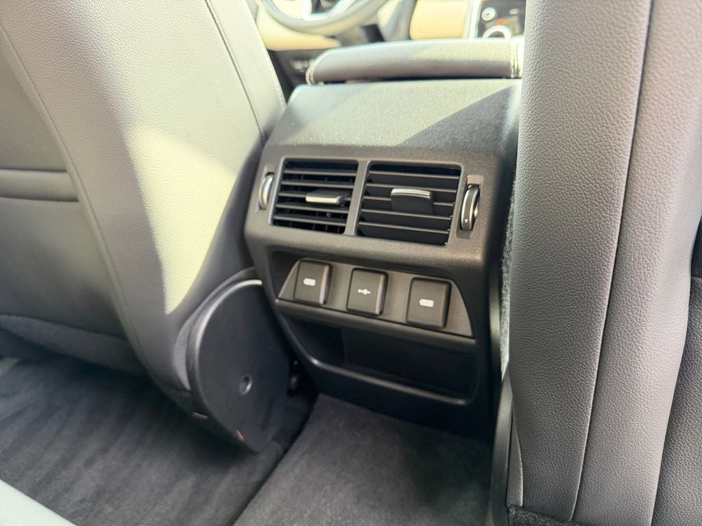 2023 Land Rover Discovery Sport SE R-Dynamic