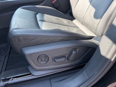 2021 Audi Q3 Premium w/Convenience Pkg & 19" 5-Twin-Spoke Wheel S Line quattro