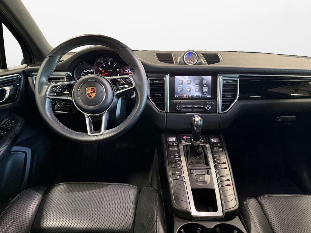 2017 Porsche Macan Base