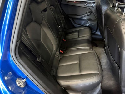 2017 Porsche Macan Base