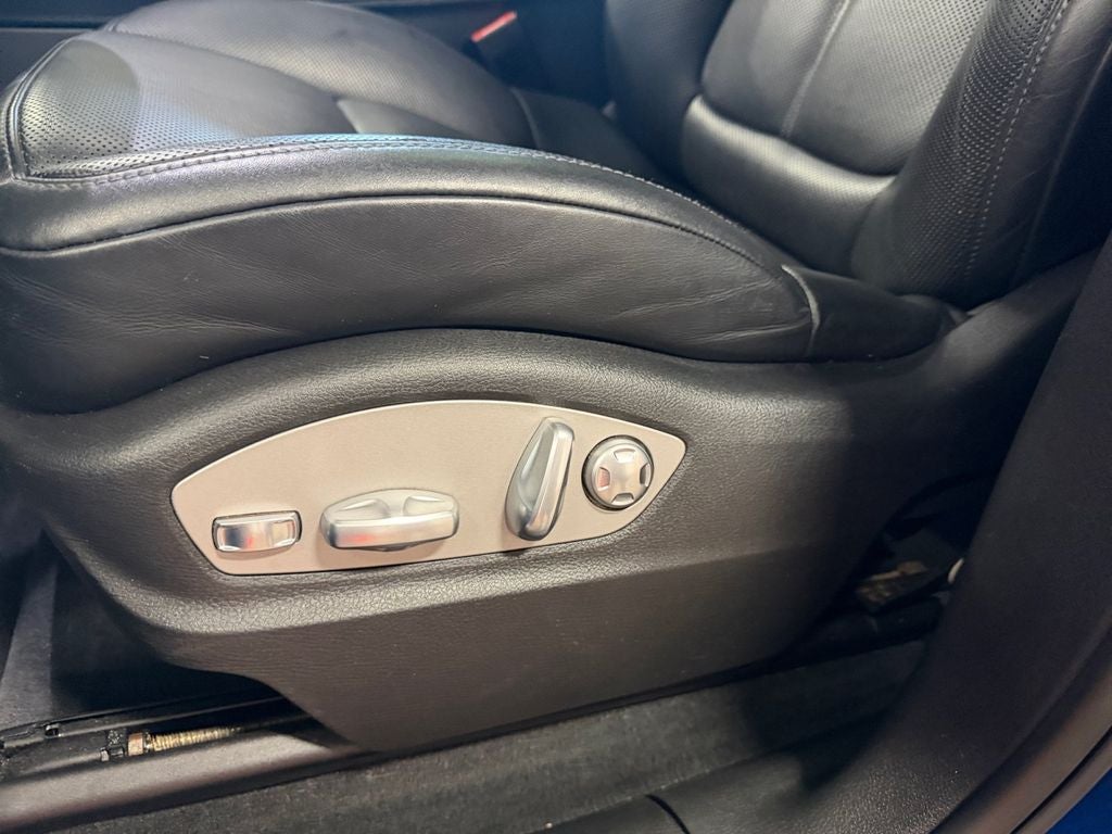 2017 Porsche Macan Base