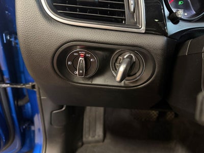 2017 Porsche Macan Base