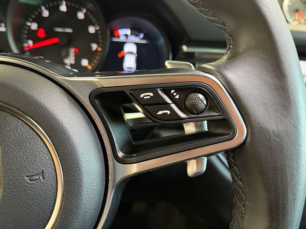 2017 Porsche Macan Base