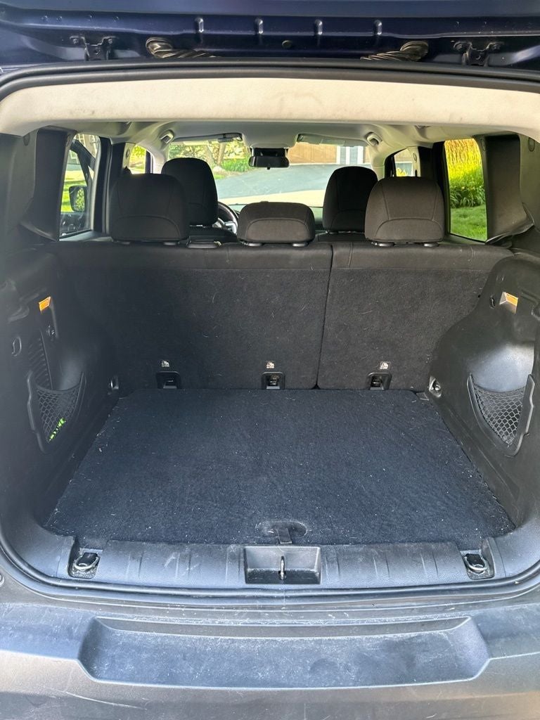 2017 Jeep Renegade Trailhawk w/Cold Weather Group