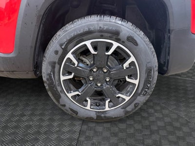2023 Jeep Renegade Latitude w/Preferred Pkg
