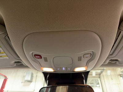 2023 Jeep Renegade Latitude w/Preferred Pkg