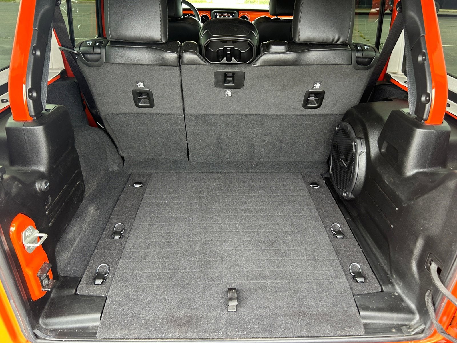 2023 Jeep Wrangler 4-Door Sahara Altitude 4x4