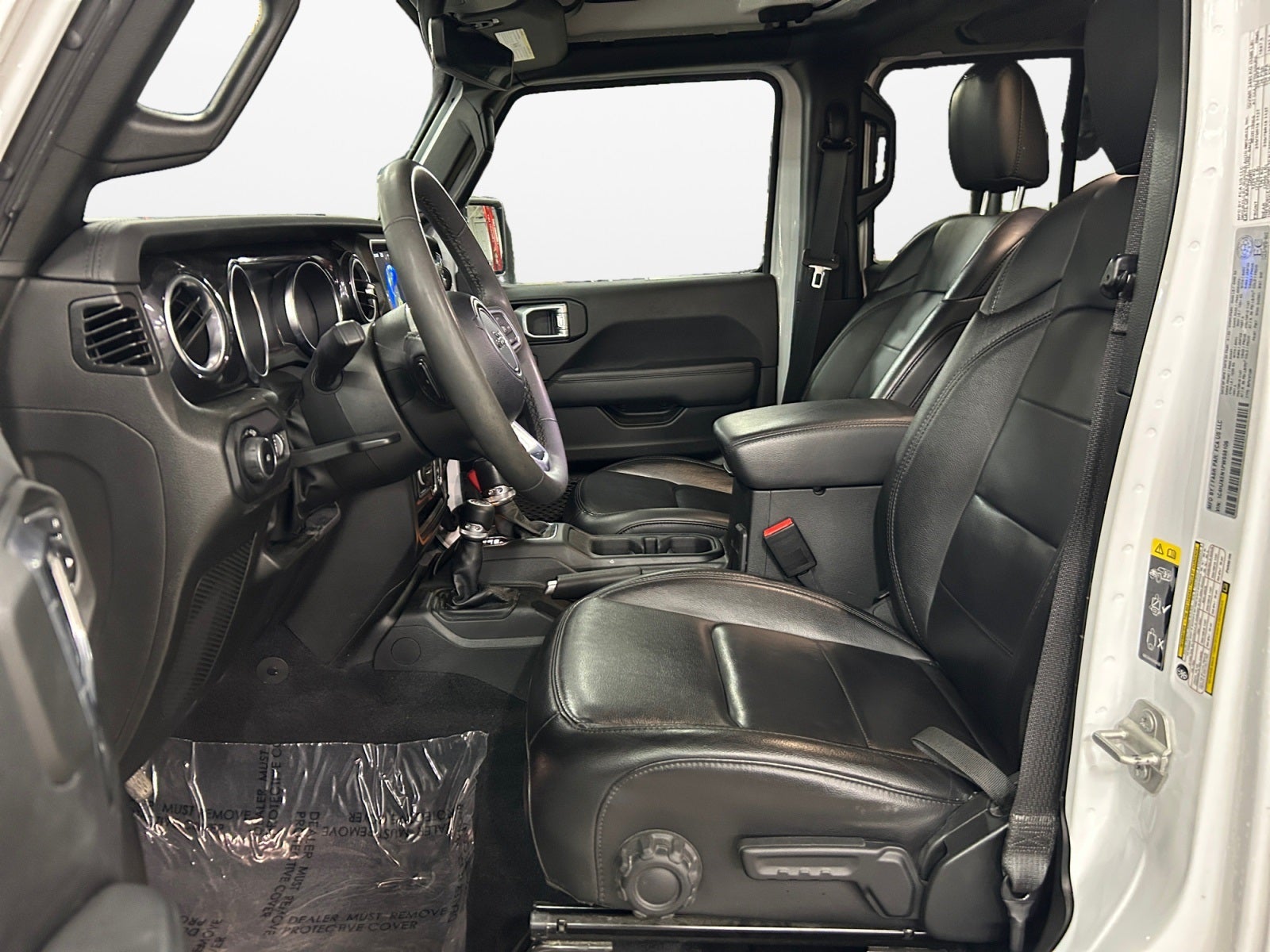 2023 Jeep Wrangler 4-Door Sahara Altitude