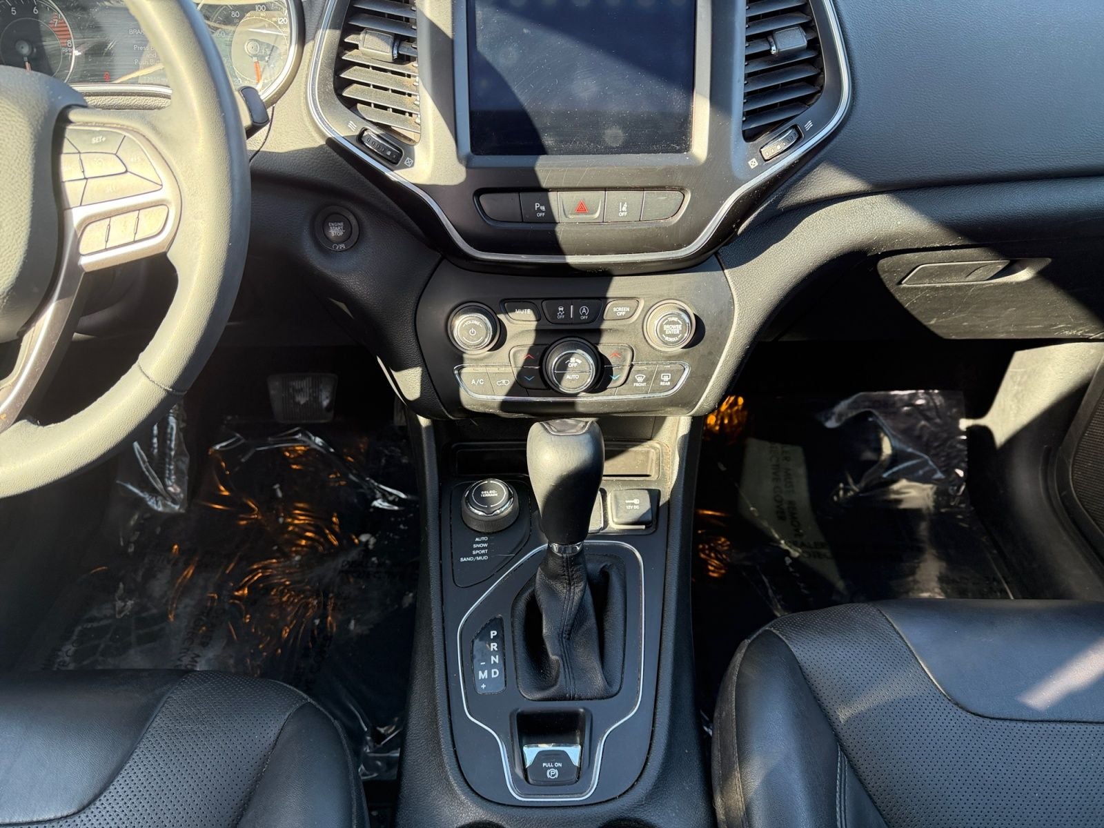 2022 Jeep Cherokee Latitude Lux 4x4