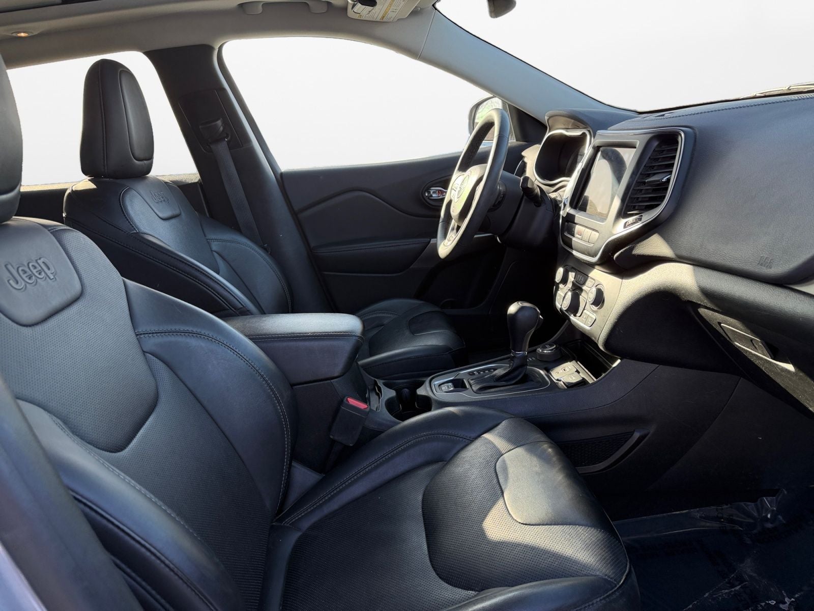 2022 Jeep Cherokee Latitude Lux 4x4