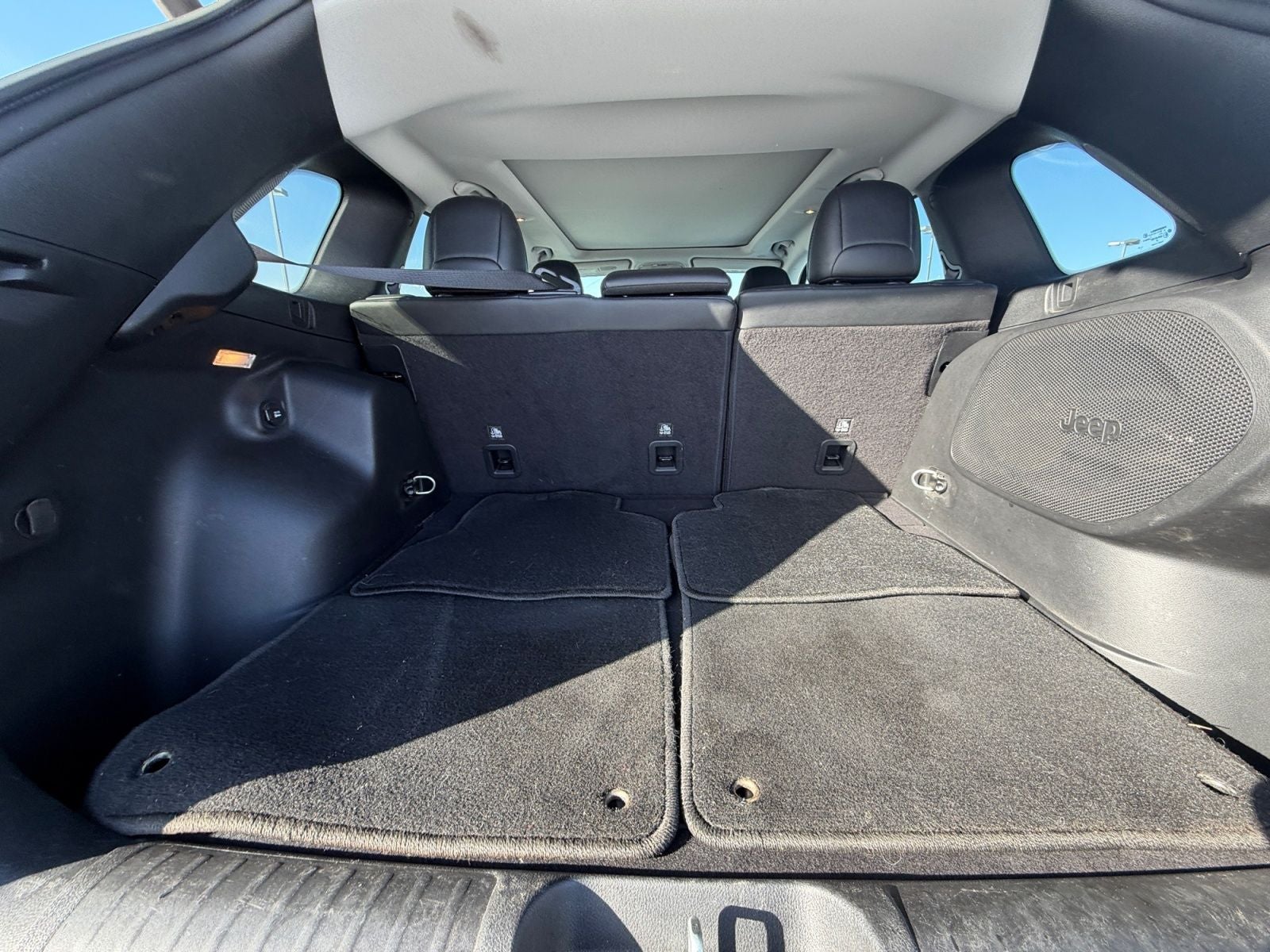 2022 Jeep Cherokee Latitude Lux 4x4