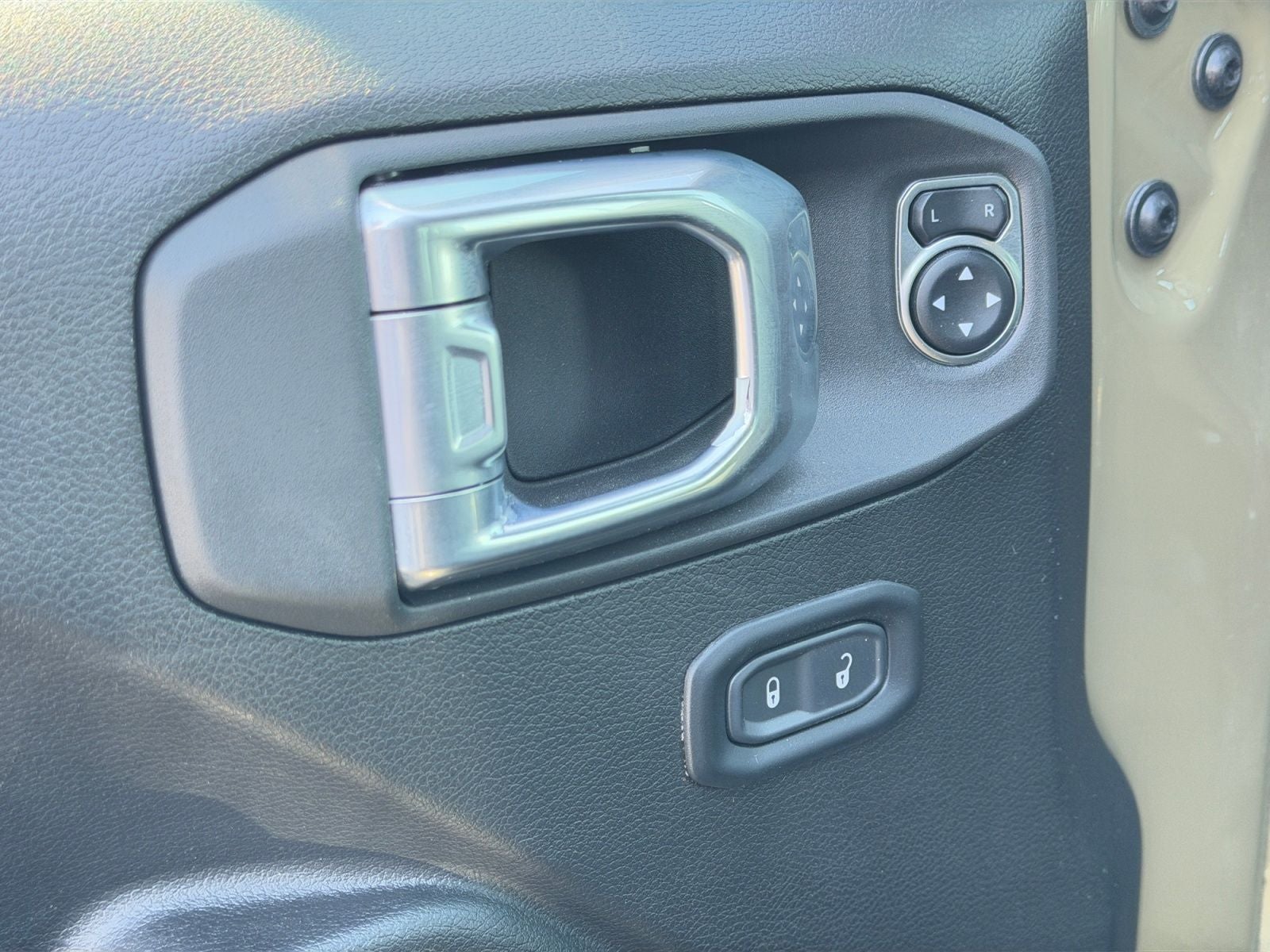 2025 Jeep Wrangler 2-Door Sport S 4x4