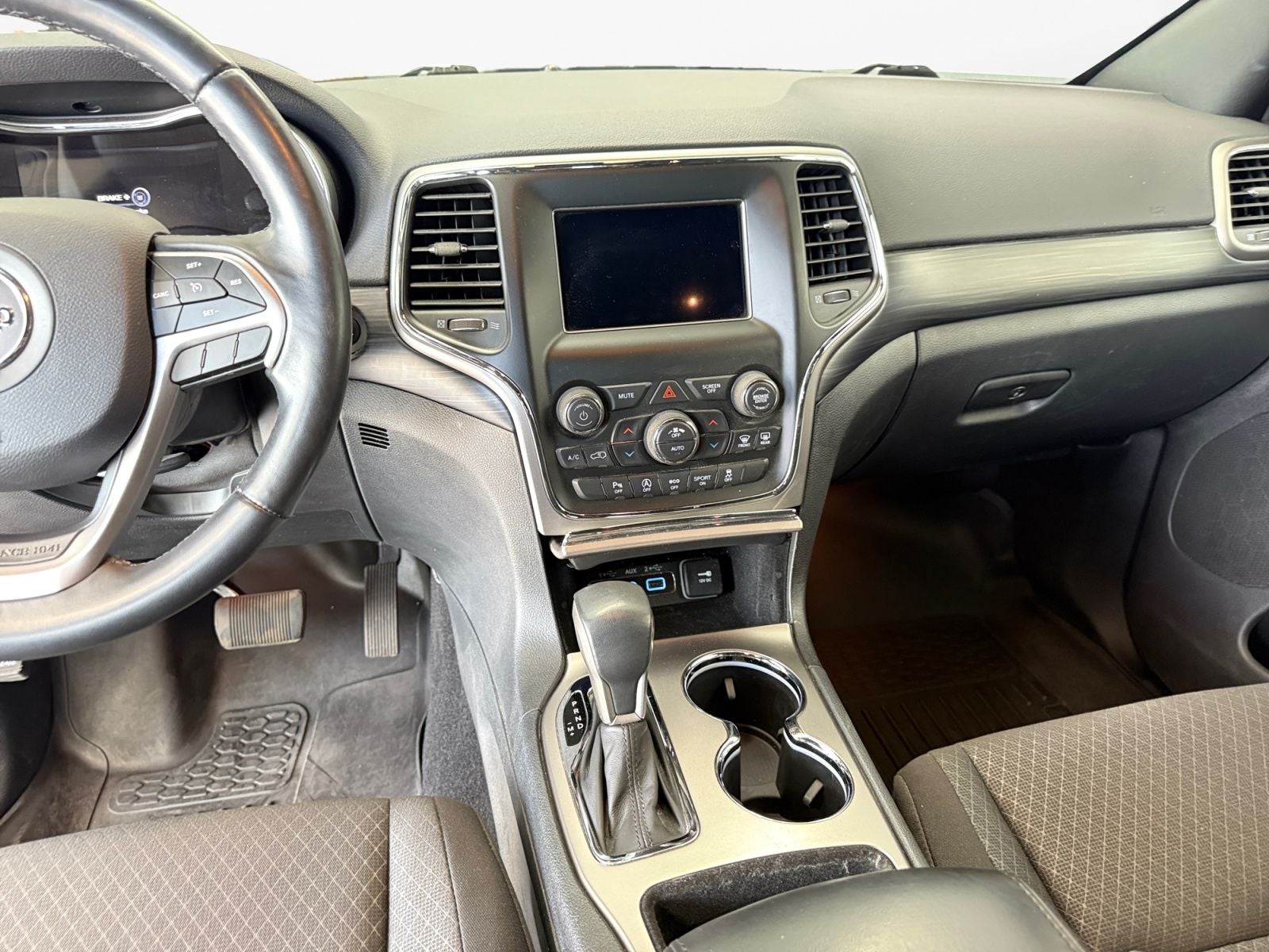 2019 Jeep Grand Cherokee Laredo E