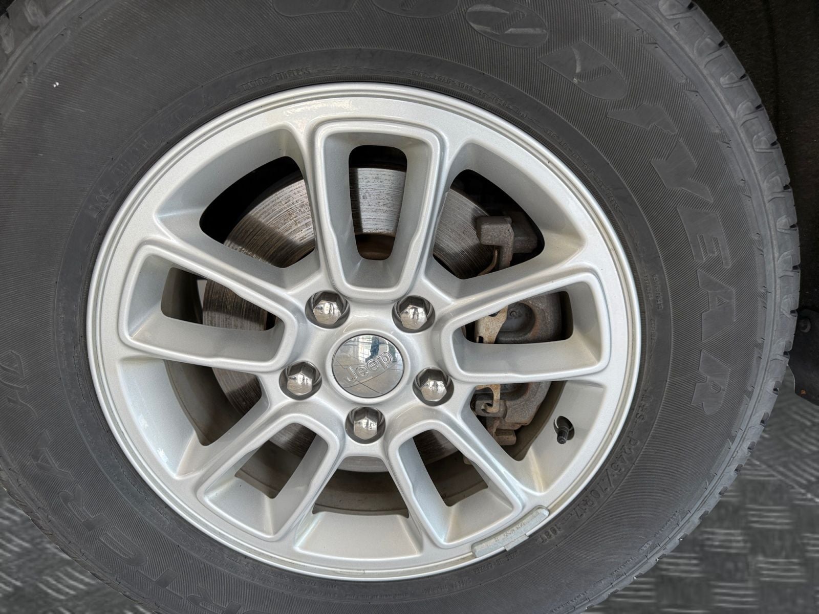 2019 Jeep Grand Cherokee Laredo E