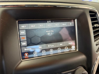 2019 Jeep Grand Cherokee Laredo E
