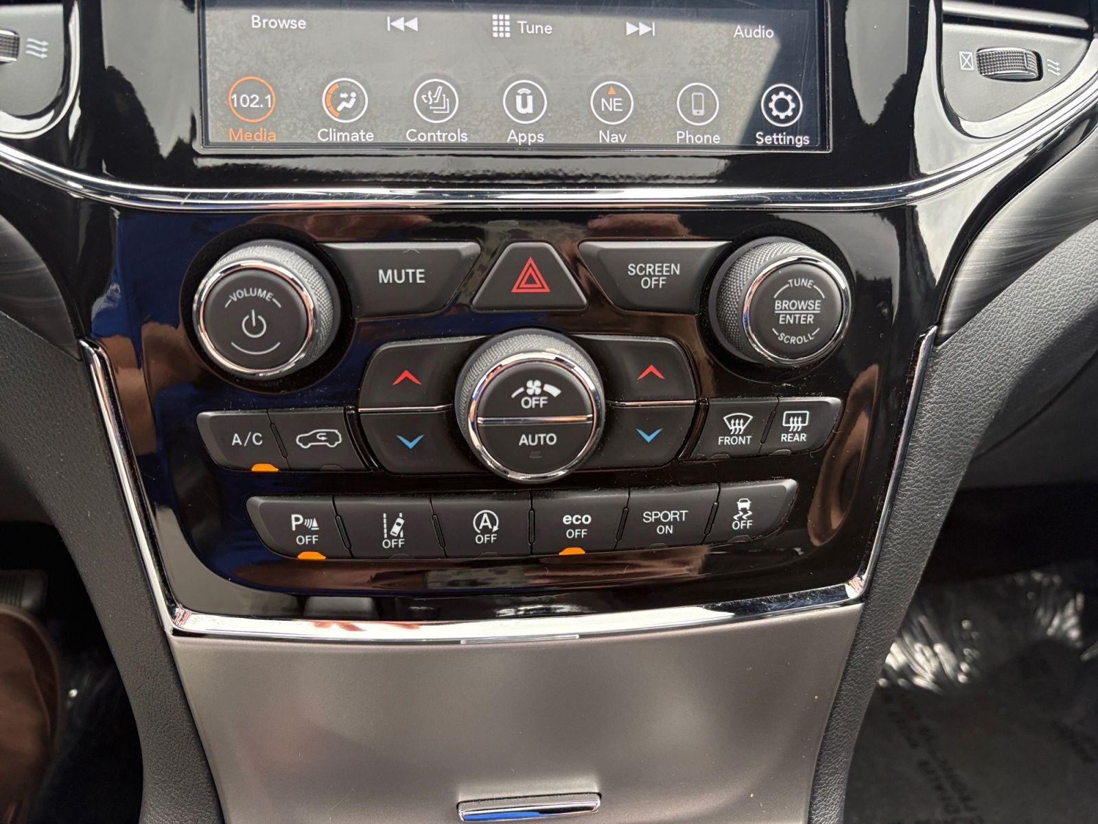 2022 Jeep Grand Cherokee WK Laredo X 4x4