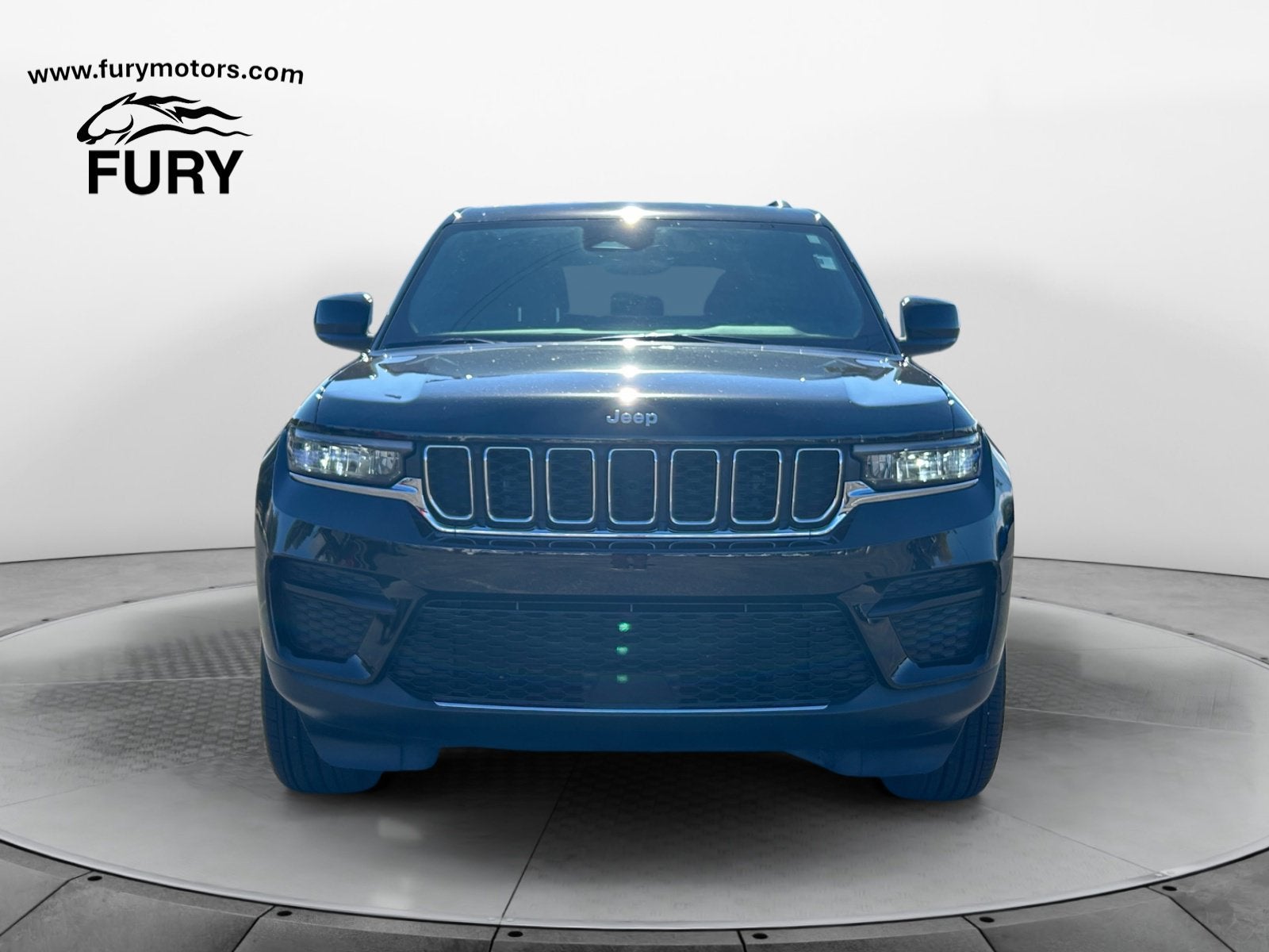 2024 Jeep Grand Cherokee Laredo X 4x4
