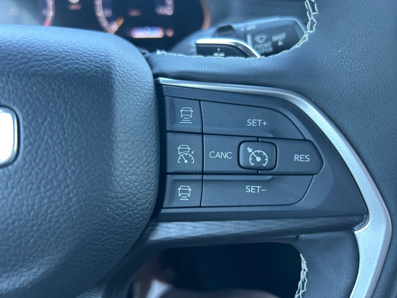 2024 Jeep Grand Cherokee Laredo X 4x4