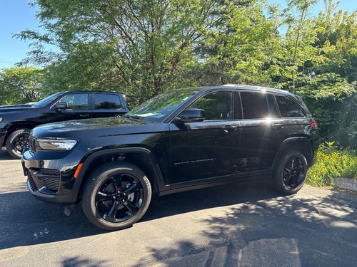 2022 Jeep Grand Cherokee Altitude