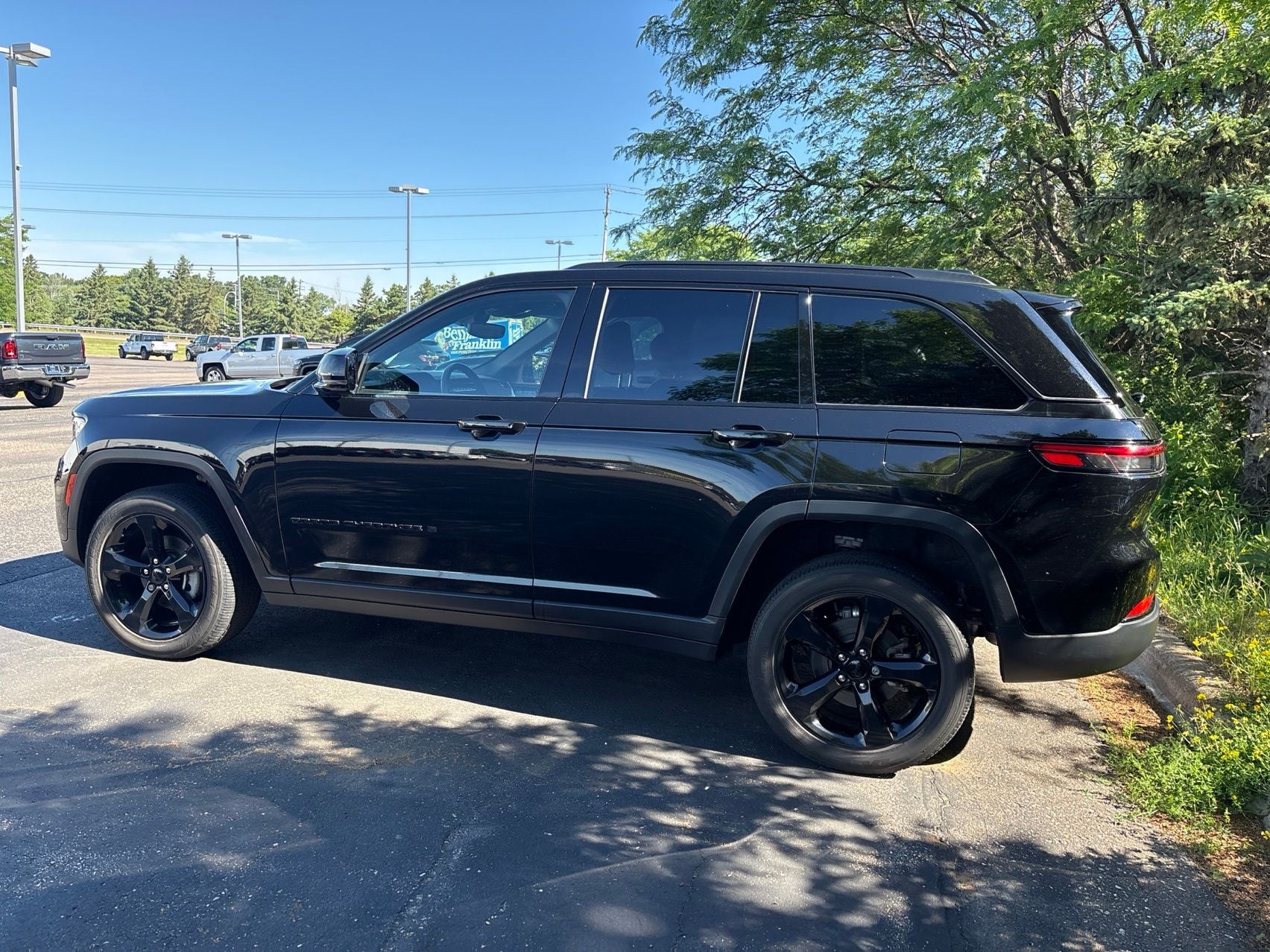 2022 Jeep Grand Cherokee Altitude
