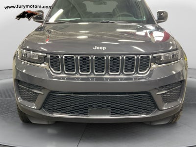 2025 Jeep Grand Cherokee Laredo 4x4