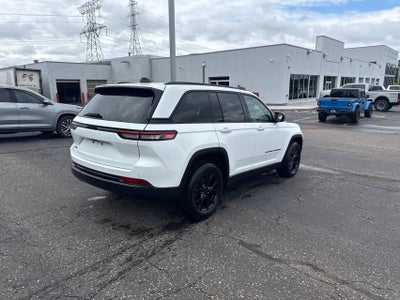 2024 Jeep Grand Cherokee Altitude