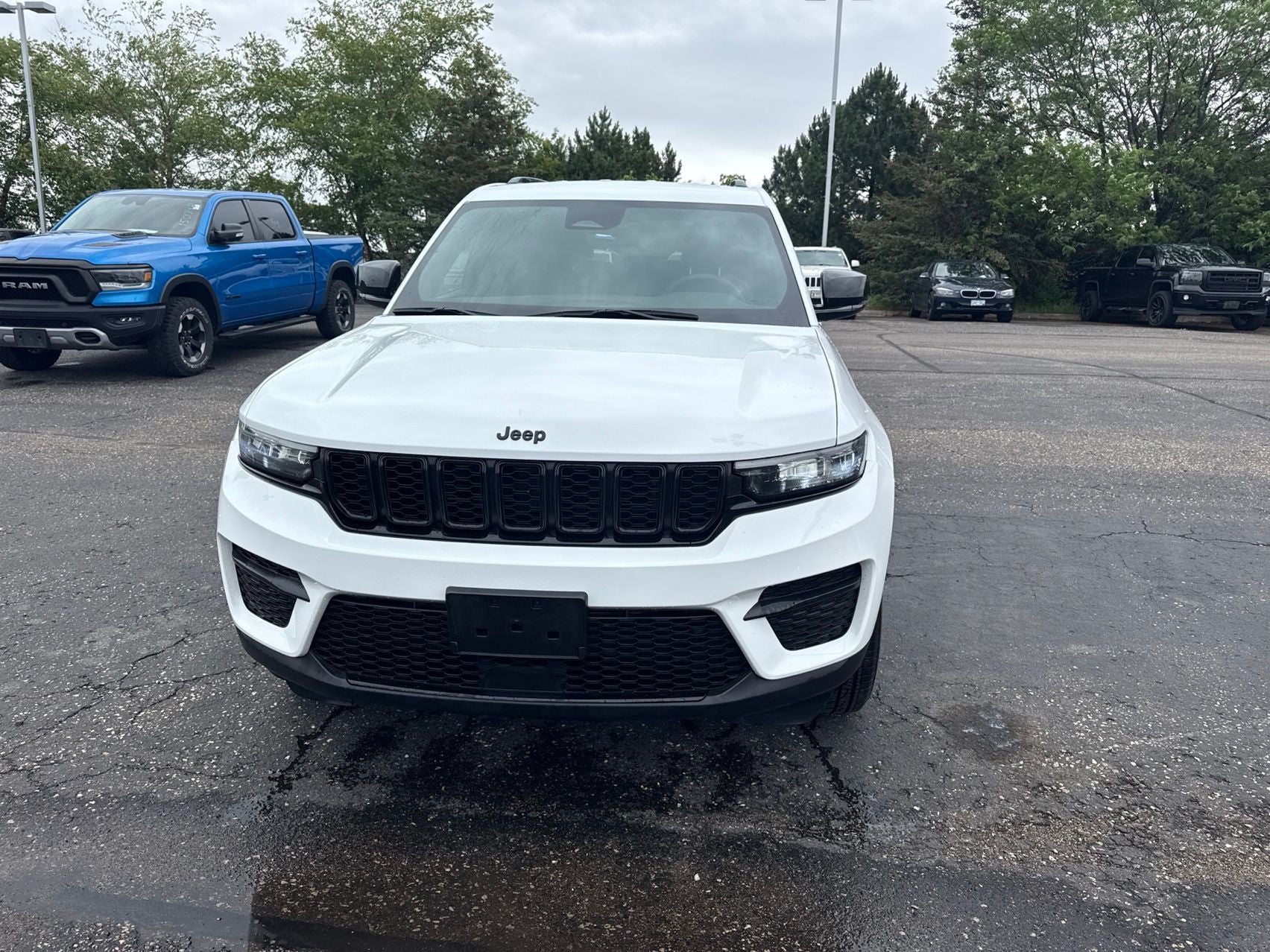 2024 Jeep Grand Cherokee Altitude