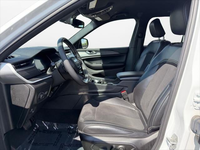 2024 Jeep Grand Cherokee Altitude 4x4