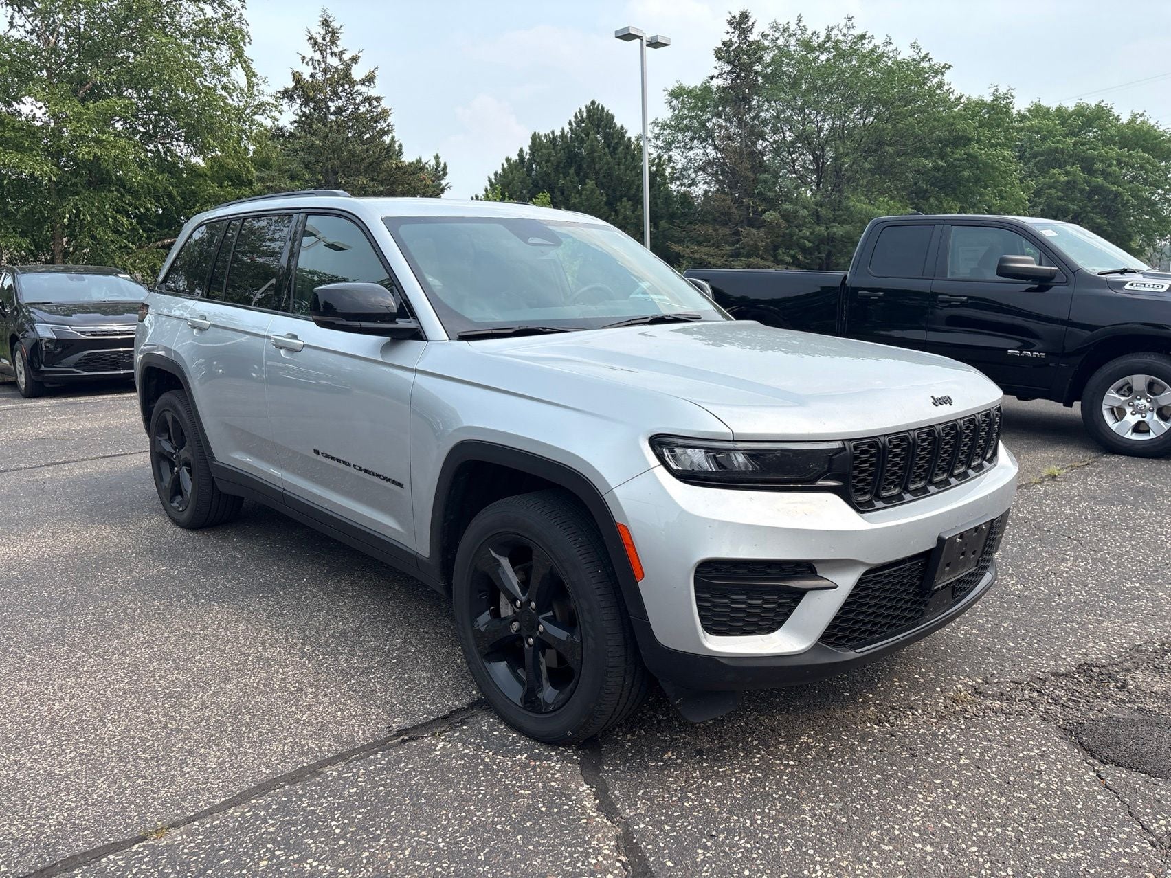 2024 Jeep Grand Cherokee Altitude X