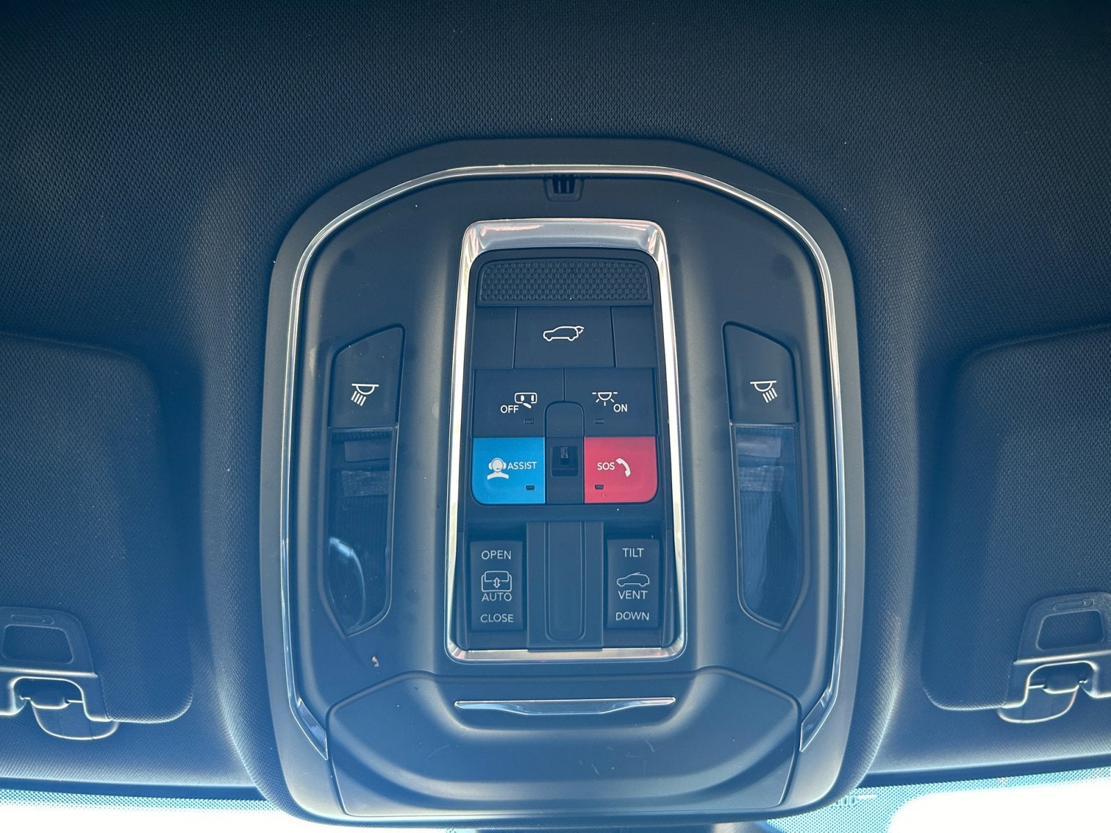 2025 Jeep Grand Cherokee Laredo X 4x4
