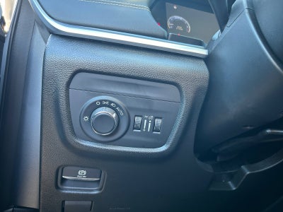 2025 Jeep Grand Cherokee Laredo X 4x4