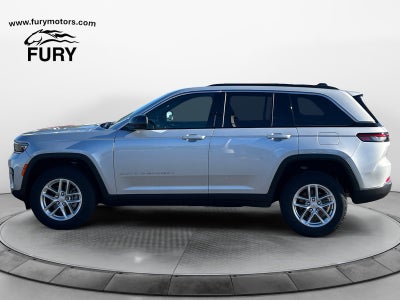 2025 Jeep Grand Cherokee Laredo X 4x4