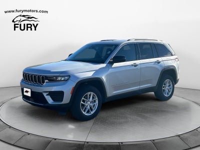 2025 Jeep Grand Cherokee Laredo X 4x4
