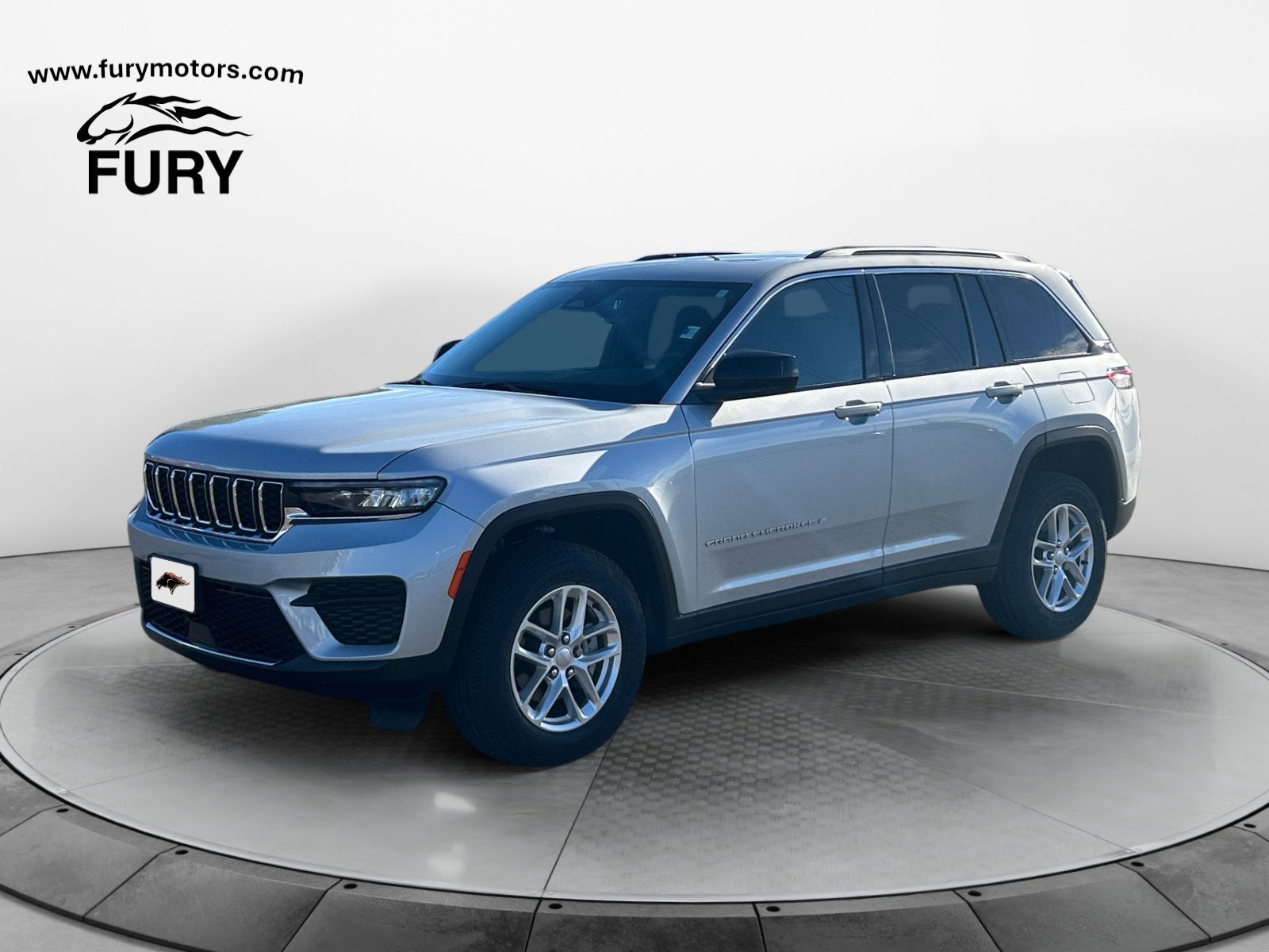 2025 Jeep Grand Cherokee Laredo X 4x4