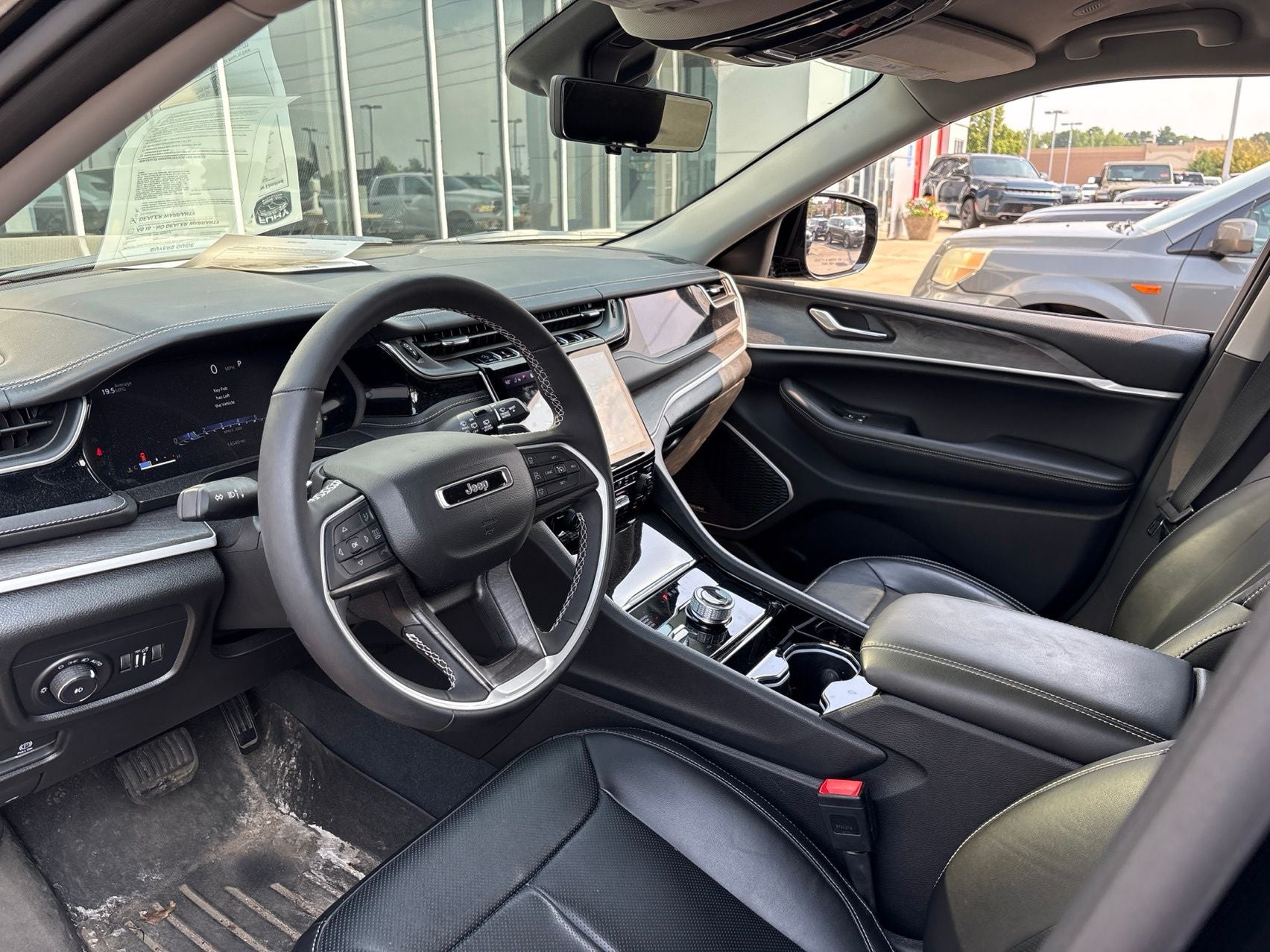 2023 Jeep Grand Cherokee Limited 4x4