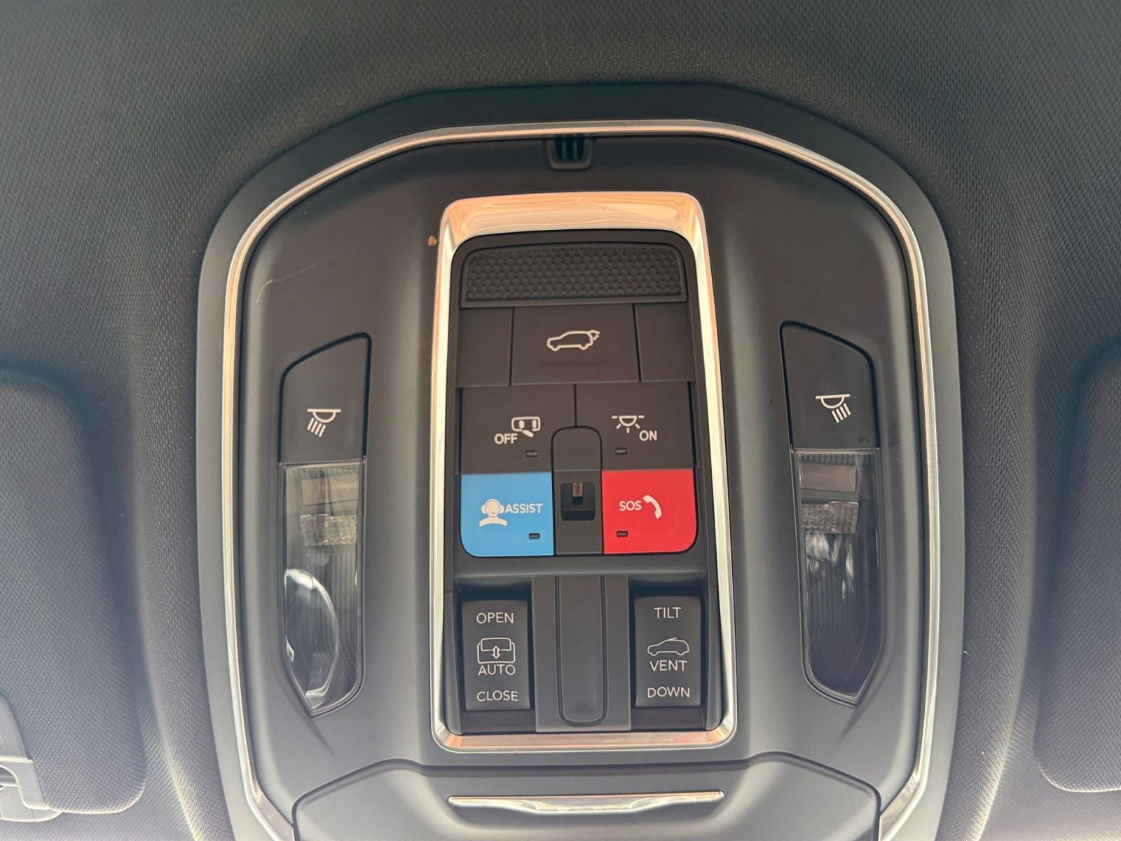 2025 Jeep Grand Cherokee L Altitude X 4x4