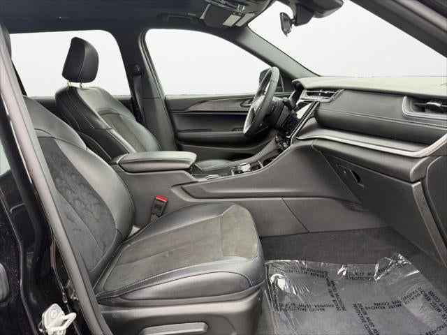 2025 Jeep Grand Cherokee L Altitude X 4x4