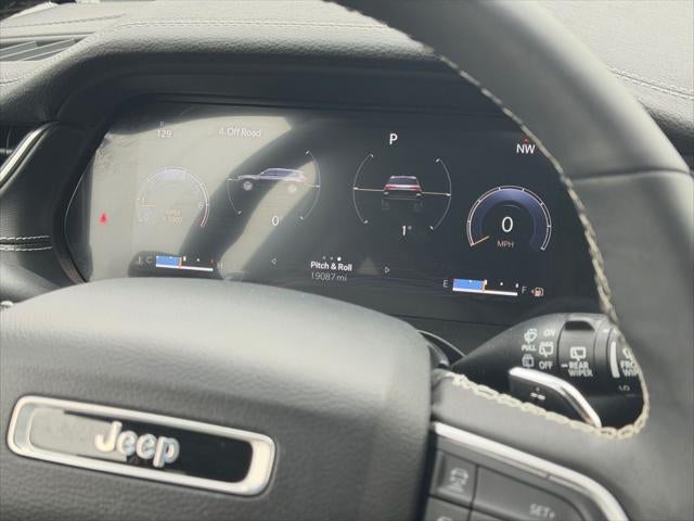 2023 Jeep Grand Cherokee L Limited 4x4
