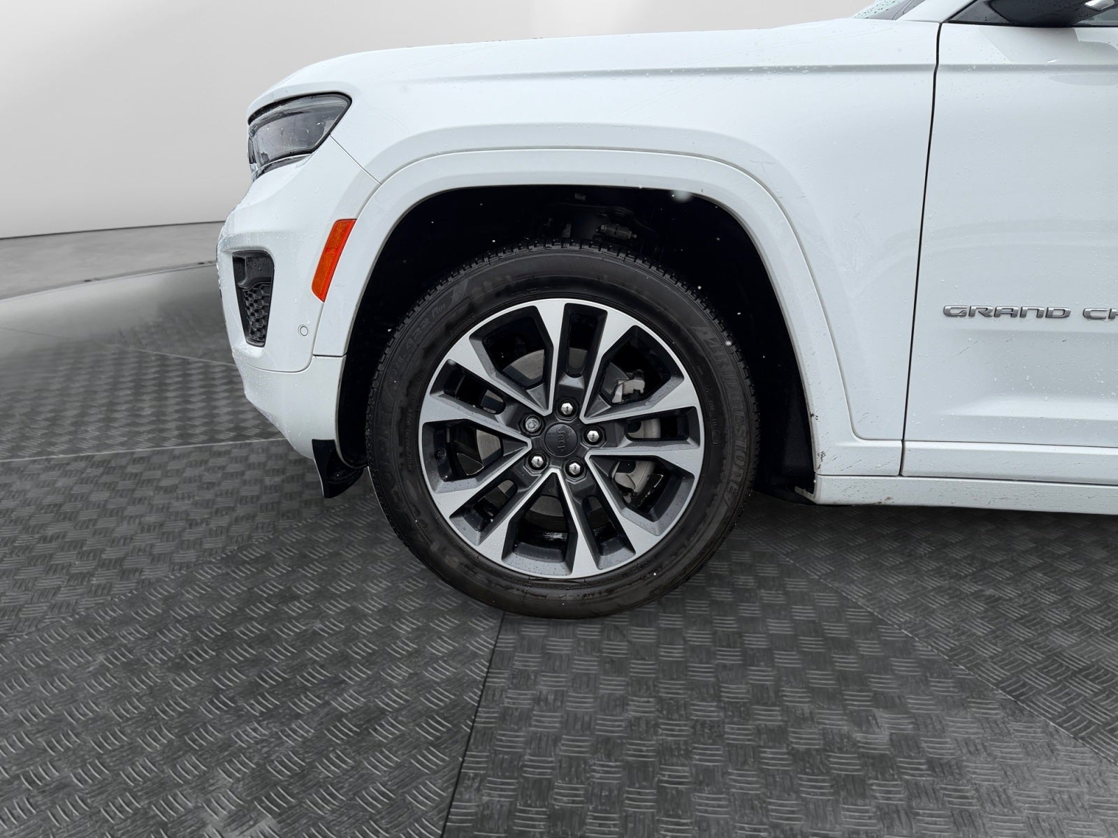 2023 Jeep Grand Cherokee L Overland 4x4
