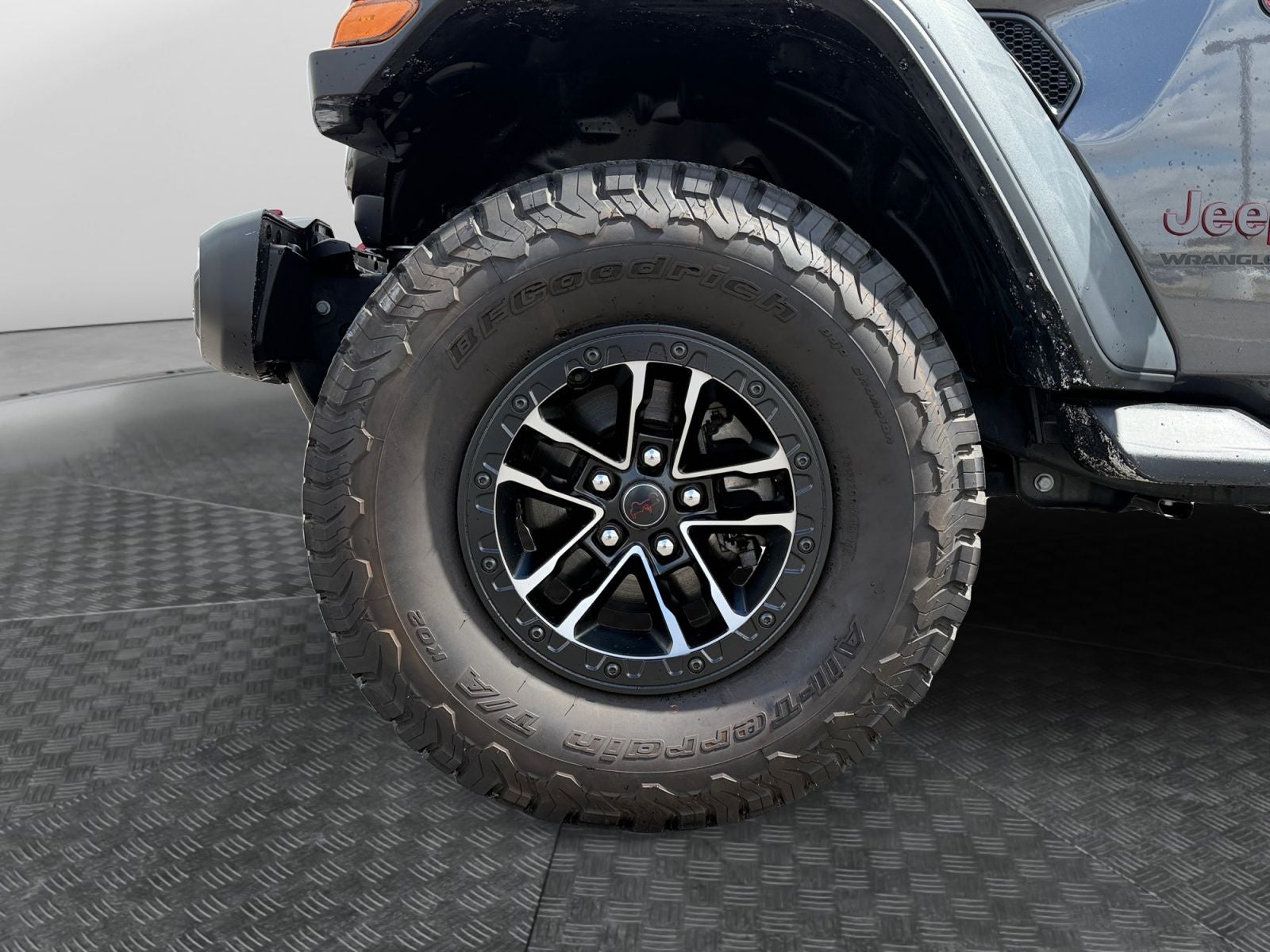 2024 Jeep Wrangler Rubicon XTREME 35 TIRE