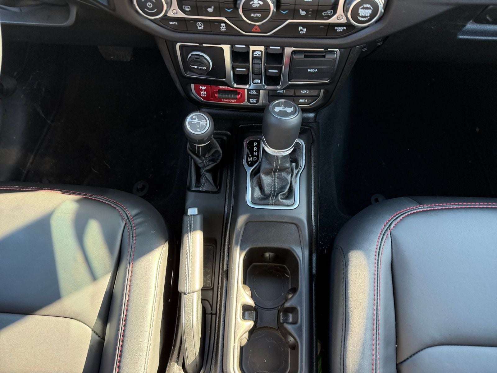 2025 Jeep Wrangler 4-Door Recon 4x4