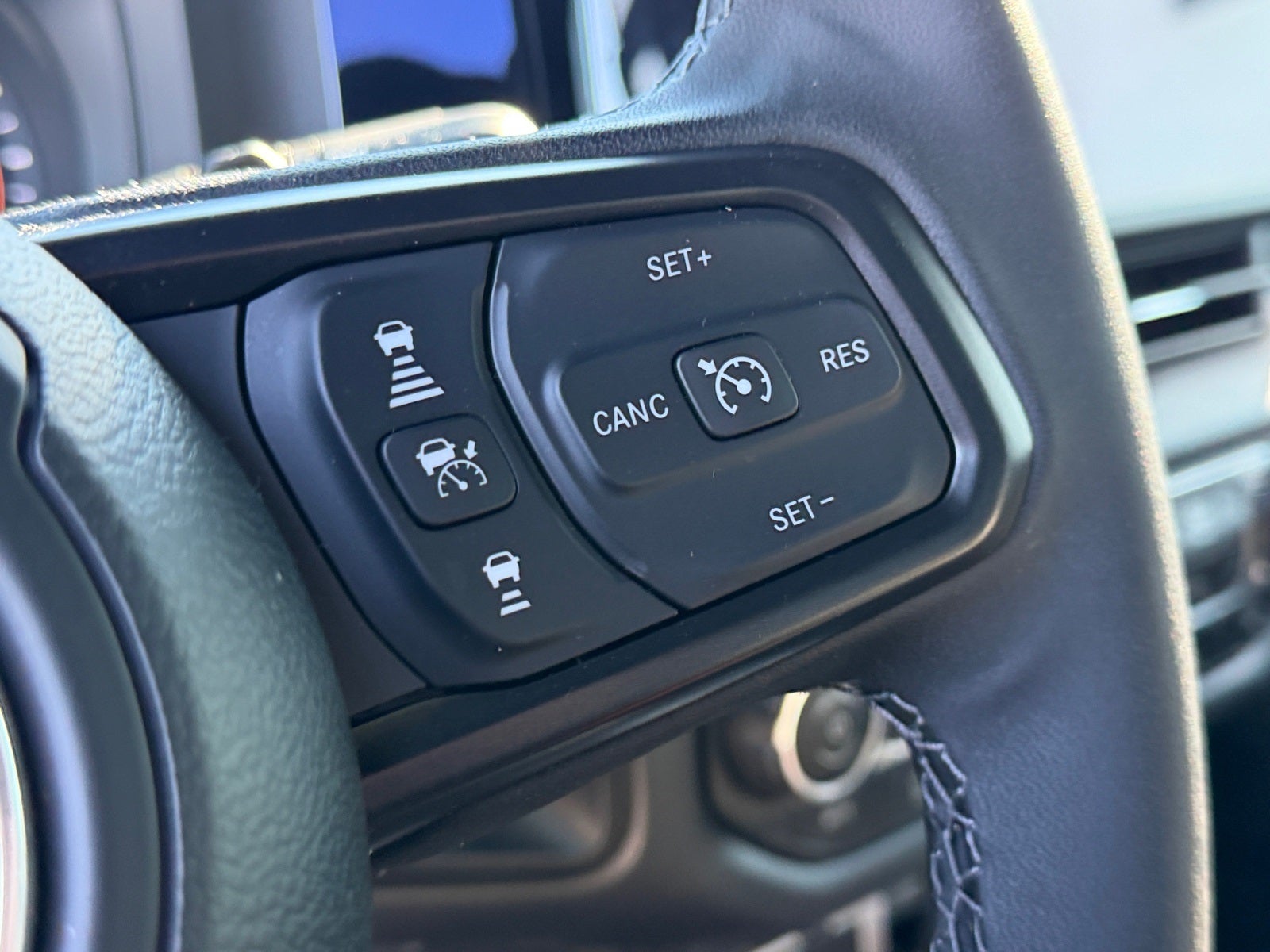 2025 Jeep Wrangler 4-Door Recon 4x4