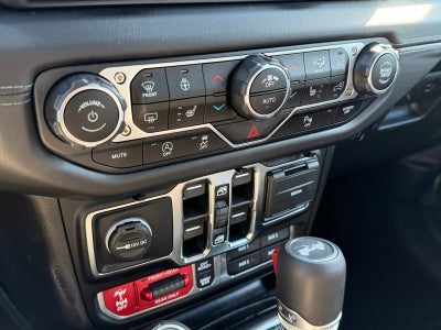 2025 Jeep Wrangler 4-Door Recon 4x4