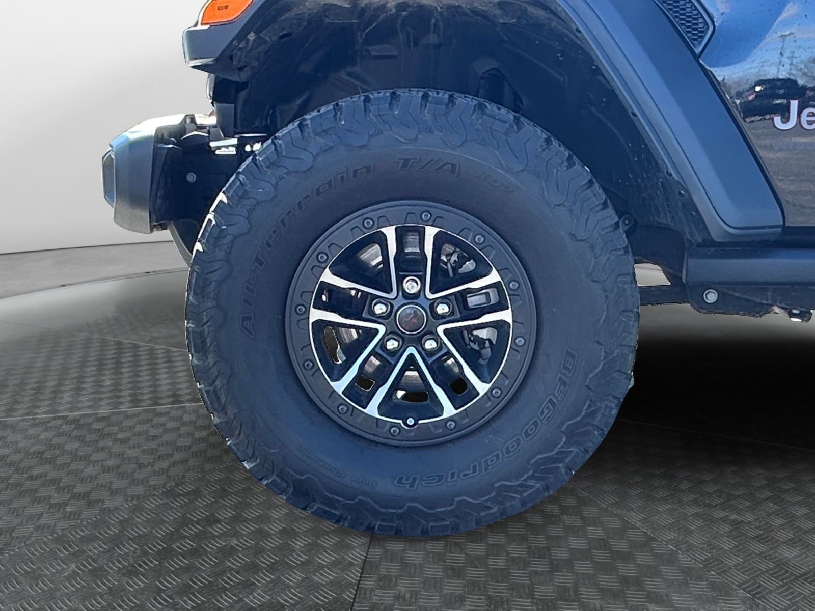 2024 Jeep Wrangler Rubicon XTREME 35 TIRE