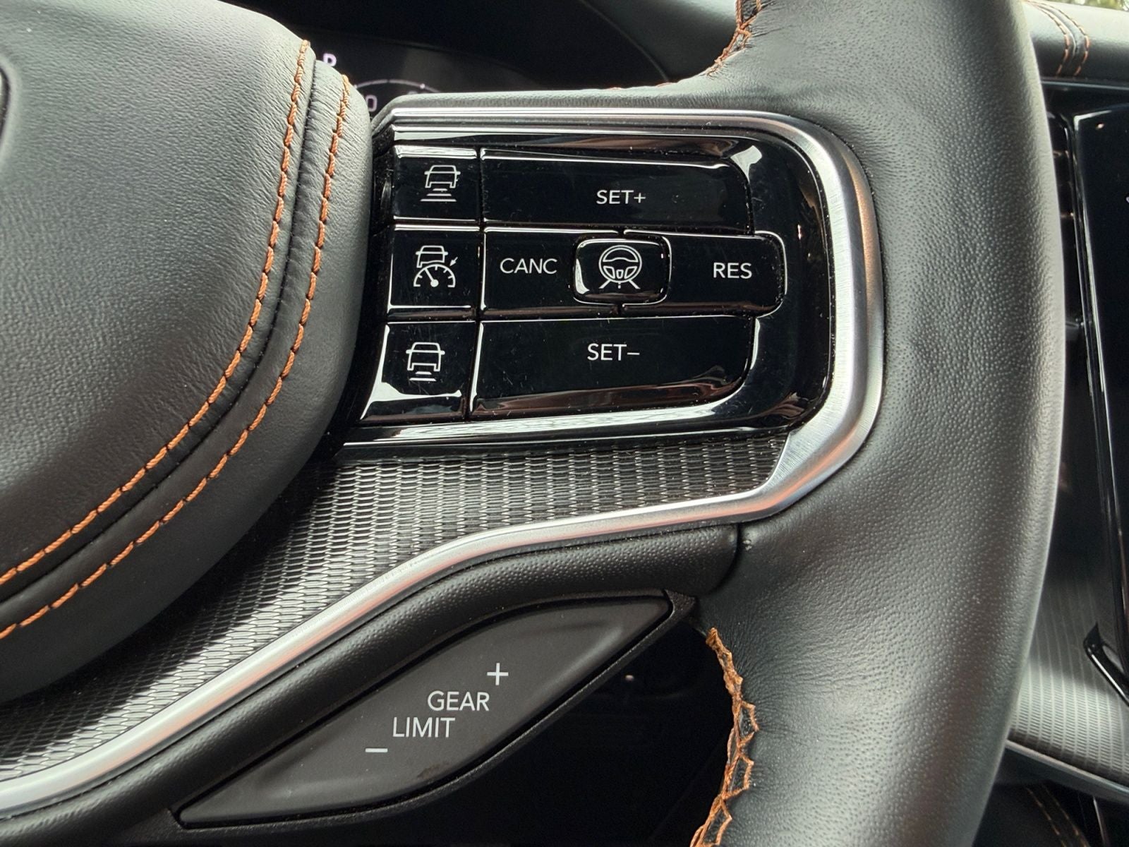 2025 Jeep Grand Wagoneer L Series III OBSIDIAN