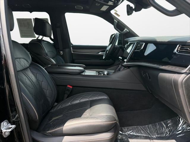 2025 Jeep Grand Wagoneer L Series III Obsidian 4x4