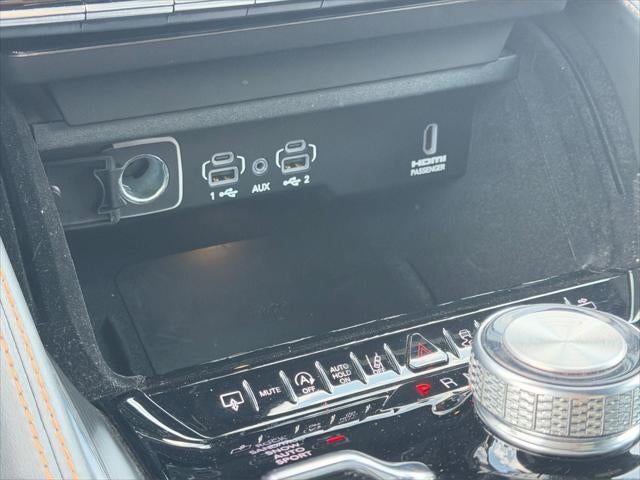 2025 Jeep Grand Wagoneer L Series III Obsidian 4x4